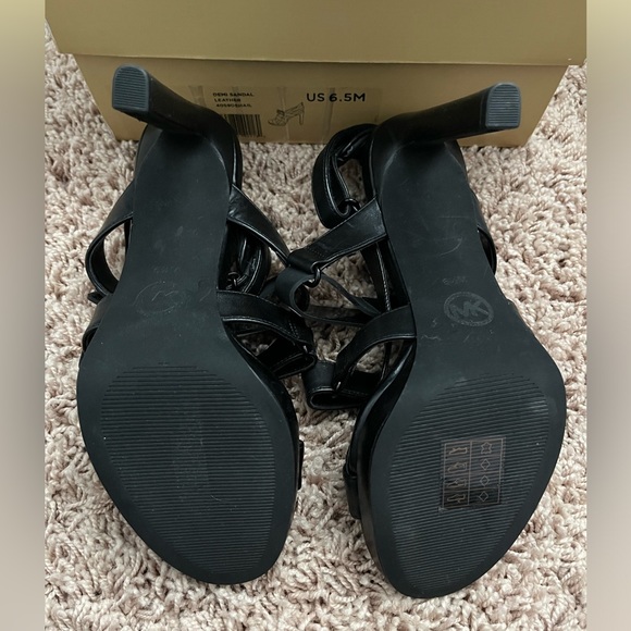 MICHAEL Michael Kors MK Demi Leather Sandal - Picture 4 of 6